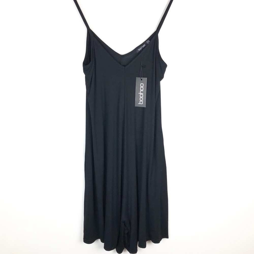 Boohoo black playsuit romper US size 6 tall